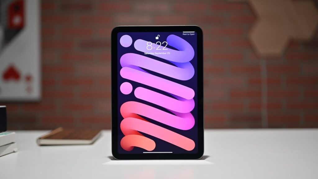 جهاز-iPad-mini-بشاشة-OLED-من-تطوير-سامسونج-قيد-الاختبار