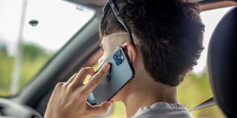 حل-مشكلة-صوت-الايفون-ضعيف-في-المكالمات