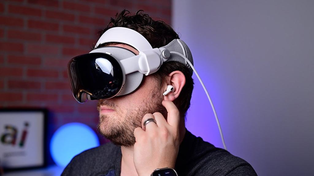 من-المحتمل-إضافة-كاميرات-بالأشعة-تحت-الحمراء-في-سماعة-airpods-pro-4